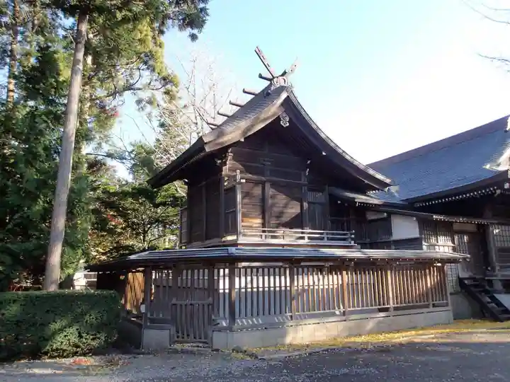 湯倉神社の本殿・本堂