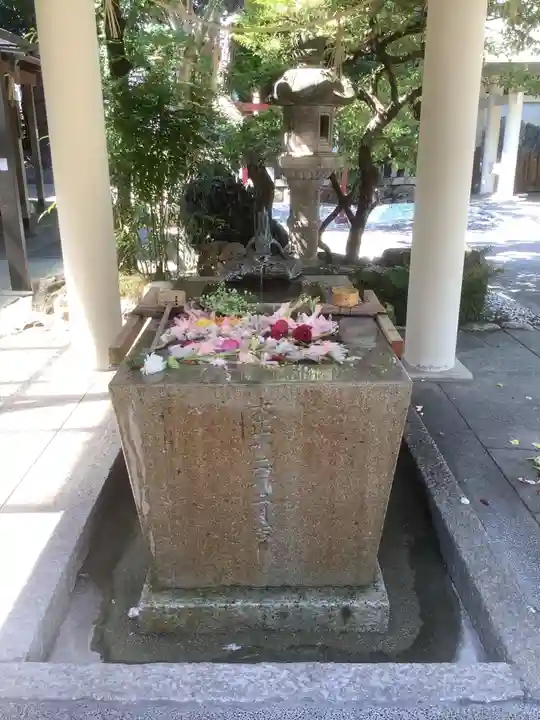 六所宮の手水舎