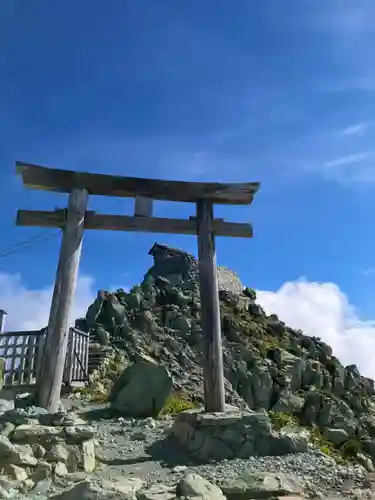 雄山神社峰本社の鳥居