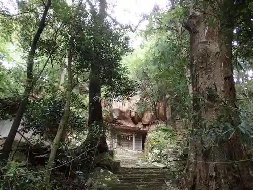 赤岩神社の建物その他