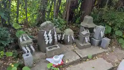 宮地嶽神社の末社・摂社