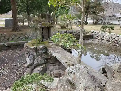 性海寺の庭園