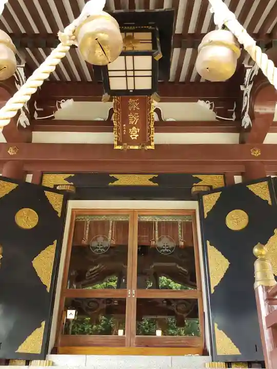 諏訪神社の本殿・本堂