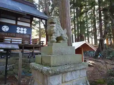 山家神社の狛犬