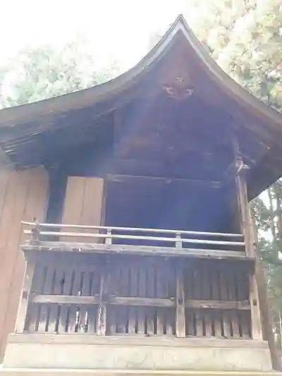 横手八幡神社の本殿