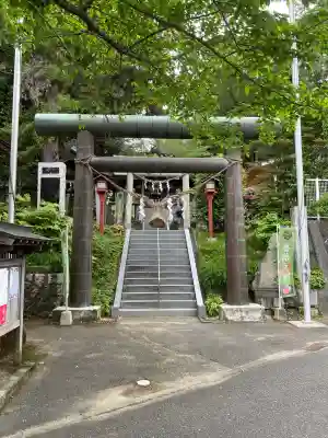 艫神社の{uncategorized: "未分類", other: "その他", undefined: "問題あり", building: "その他建物", grave: "お墓", sacred_gate: "鳥居", guardian: "狛犬", statue: "像", buddha: "仏像", history: "歴史", nature: "自然", garden: "庭園", animal: "動物", pagoda: "塔", temizu: "手水舎", mountain_gate: "山門・神門", sanctuary: "本殿・本堂", subordinate: "末社・摂社", art: "芸術", scenery: "景色", jizo: "地蔵", ema: "絵馬", goshuin: "御朱印", omikuji: "おみくじ", items: "授与品その他", amulet: "お守り", goshuincho: "御朱印帳", eats: "食事", festival: "お祭り", votive_dance: "神楽", shichigosan: "七五三参", wedding: "結婚式", experience: "体験その他", initially: "初詣", around: "周辺", anti_infection: "感染症対策"}