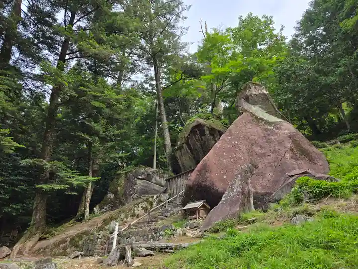 岩屋神社(妙見神社 祖師野八幡宮摂社)(岐阜県)
