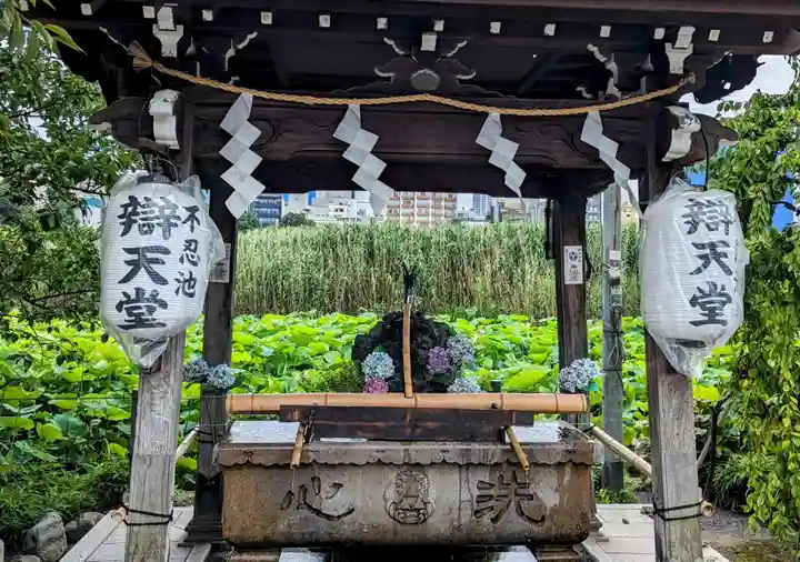 寛永寺不忍池弁天堂(東京都)