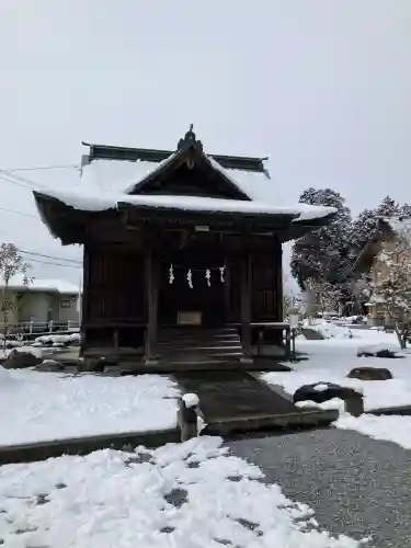白鷺神社の{uncategorized: "未分類", other: "その他", undefined: "問題あり", building: "その他建物", grave: "お墓", sacred_gate: "鳥居", guardian: "狛犬", statue: "像", buddha: "仏像", history: "歴史", nature: "自然", garden: "庭園", animal: "動物", pagoda: "塔", temizu: "手水舎", mountain_gate: "山門・神門", sanctuary: "本殿・本堂", subordinate: "末社・摂社", art: "芸術", scenery: "景色", jizo: "地蔵", ema: "絵馬", goshuin: "御朱印", omikuji: "おみくじ", items: "授与品その他", amulet: "お守り", goshuincho: "御朱印帳", eats: "食事", festival: "お祭り", votive_dance: "神楽", shichigosan: "七五三参", wedding: "結婚式", experience: "体験その他", initially: "初詣", around: "周辺", anti_infection: "感染症対策"}