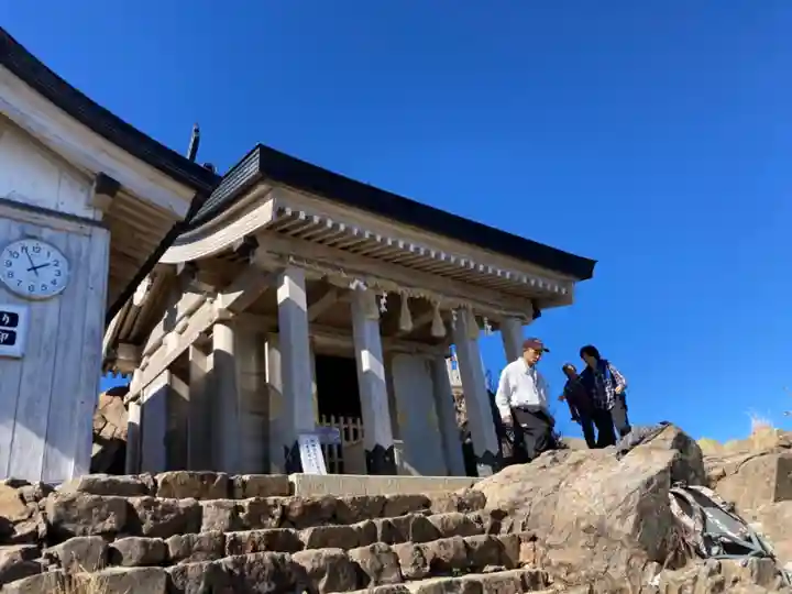 石鎚神社頂上社の本殿・本堂