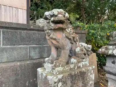 吉浜神社の狛犬