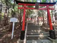 二川伏見稲荷の鳥居