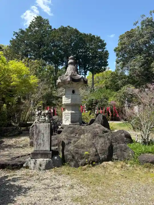 善住禅寺の{uncategorized: "未分類", other: "その他", undefined: "問題あり", building: "その他建物", grave: "お墓", sacred_gate: "鳥居", guardian: "狛犬", statue: "像", buddha: "仏像", history: "歴史", nature: "自然", garden: "庭園", animal: "動物", pagoda: "塔", temizu: "手水舎", mountain_gate: "山門・神門", sanctuary: "本殿・本堂", subordinate: "末社・摂社", art: "芸術", scenery: "景色", jizo: "地蔵", ema: "絵馬", goshuin: "御朱印", omikuji: "おみくじ", items: "授与品その他", amulet: "お守り", goshuincho: "御朱印帳", eats: "食事", festival: "お祭り", votive_dance: "神楽", shichigosan: "七五三参", wedding: "結婚式", experience: "体験その他", initially: "初詣", around: "周辺", anti_infection: "感染症対策"}