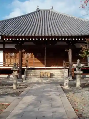 教信寺の本殿・本堂