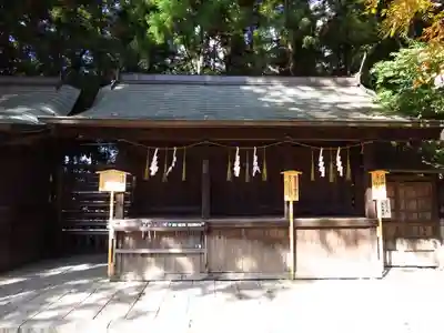 諏訪大社下社秋宮の末社・摂社