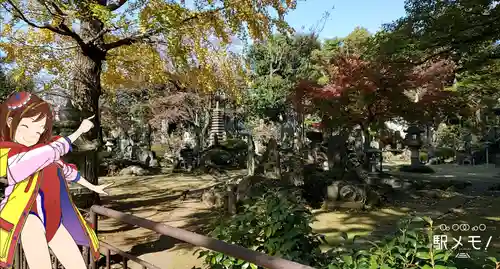明治寺の庭園