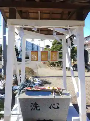 諏訪神社の手水舎