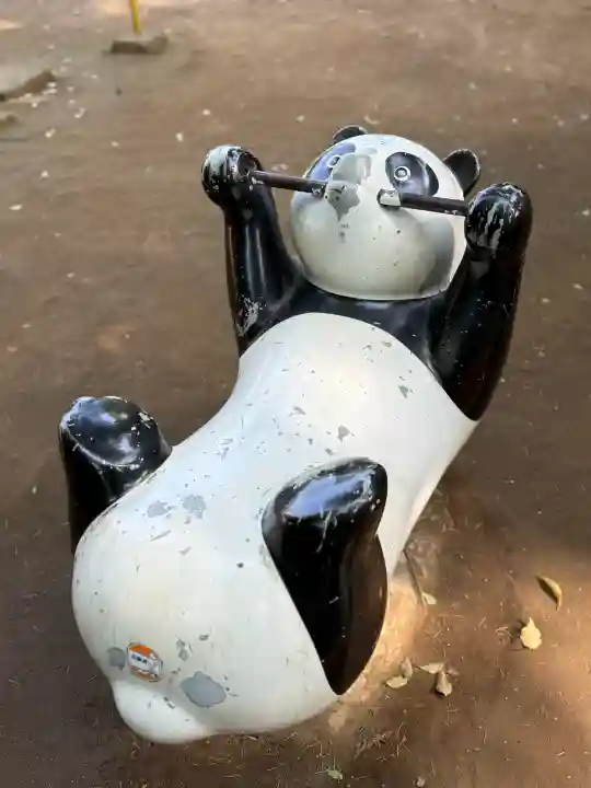 品川神社の{uncategorized: "未分類", other: "その他", undefined: "問題あり", building: "その他建物", grave: "お墓", sacred_gate: "鳥居", guardian: "狛犬", statue: "像", buddha: "仏像", history: "歴史", nature: "自然", garden: "庭園", animal: "動物", pagoda: "塔", temizu: "手水舎", mountain_gate: "山門・神門", sanctuary: "本殿・本堂", subordinate: "末社・摂社", art: "芸術", scenery: "景色", jizo: "地蔵", ema: "絵馬", goshuin: "御朱印", omikuji: "おみくじ", items: "授与品その他", amulet: "お守り", goshuincho: "御朱印帳", eats: "食事", festival: "お祭り", votive_dance: "神楽", shichigosan: "七五三参", wedding: "結婚式", experience: "体験その他", initially: "初詣", around: "周辺", anti_infection: "感染症対策"}