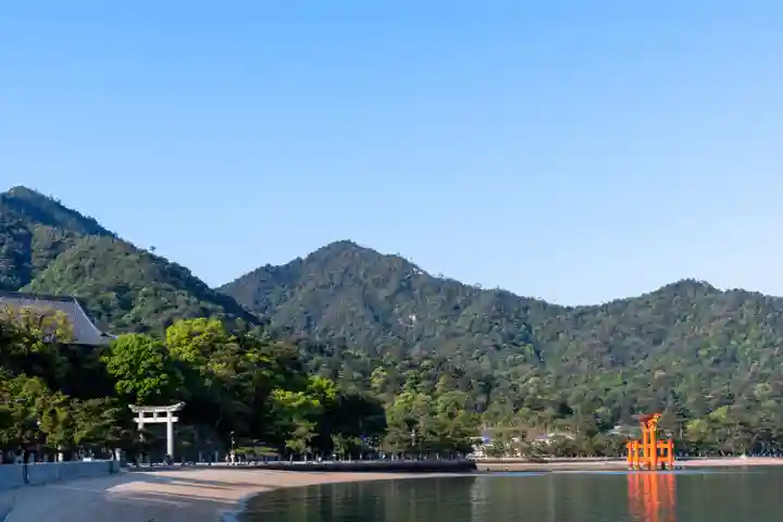 厳島神社(広島県)