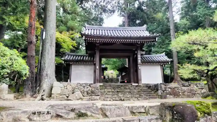 西明寺(滋賀県)