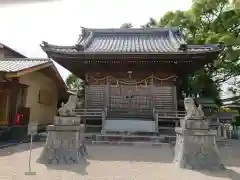 神明社の本殿