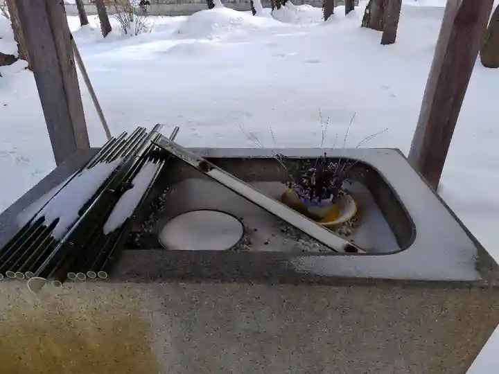 東川神社の手水舎