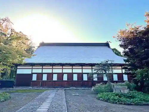 長勝寺の本殿