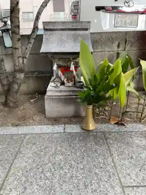 荒熊稲荷神社の末社・摂社