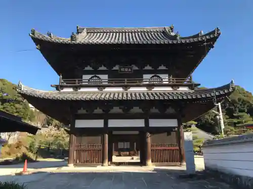 不動院の山門・神門