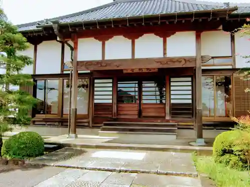 光明寺の本殿・本堂