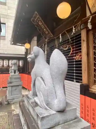 観亀稲荷神社（觀亀神社）の狛犬