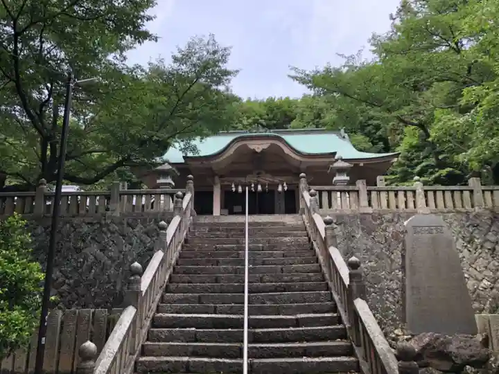 青海神社の本殿・本堂