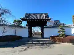 金成院の山門