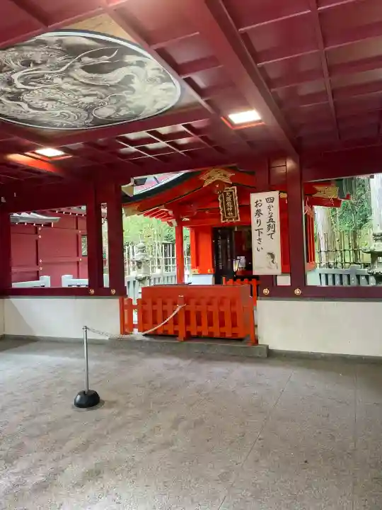 九頭龍神社新宮の{uncategorized: "未分類", other: "その他", undefined: "問題あり", building: "その他建物", grave: "お墓", sacred_gate: "鳥居", guardian: "狛犬", statue: "像", buddha: "仏像", history: "歴史", nature: "自然", garden: "庭園", animal: "動物", pagoda: "塔", temizu: "手水舎", mountain_gate: "山門・神門", sanctuary: "本殿・本堂", subordinate: "末社・摂社", art: "芸術", scenery: "景色", jizo: "地蔵", ema: "絵馬", goshuin: "御朱印", omikuji: "おみくじ", items: "授与品その他", amulet: "お守り", goshuincho: "御朱印帳", eats: "食事", festival: "お祭り", votive_dance: "神楽", shichigosan: "七五三参", wedding: "結婚式", experience: "体験その他", initially: "初詣", around: "周辺", anti_infection: "感染症対策"}