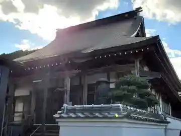 法伝寺の本殿・本堂