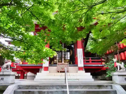 市谷亀岡八幡宮の末社