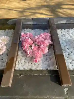 根岸八幡神社の手水舎