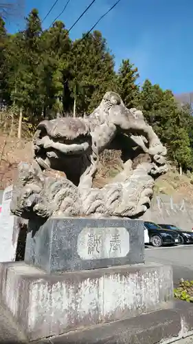 石都々古和気神社の狛犬