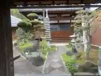 釈迦院霊仙寺の{uncategorized: "未分類", other: "その他", undefined: "問題あり", building: "その他建物", grave: "お墓", sacred_gate: "鳥居", guardian: "狛犬", statue: "像", buddha: "仏像", history: "歴史", nature: "自然", garden: "庭園", animal: "動物", pagoda: "塔", temizu: "手水舎", mountain_gate: "山門・神門", sanctuary: "本殿・本堂", subordinate: "末社・摂社", art: "芸術", scenery: "景色", jizo: "地蔵", ema: "絵馬", goshuin: "御朱印", omikuji: "おみくじ", items: "授与品その他", amulet: "お守り", goshuincho: "御朱印帳", eats: "食事", festival: "お祭り", votive_dance: "神楽", shichigosan: "七五三参", wedding: "結婚式", experience: "体験その他", initially: "初詣", around: "周辺", anti_infection: "感染症対策"}