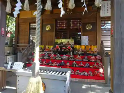 座間神社の本殿・本堂