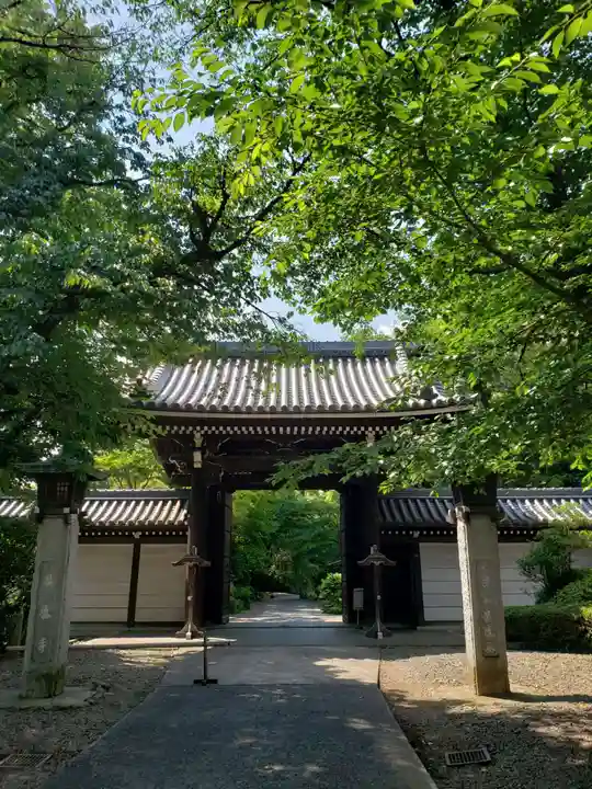 真盛寺の山門・神門