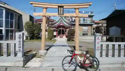 須賀稲荷神社の鳥居