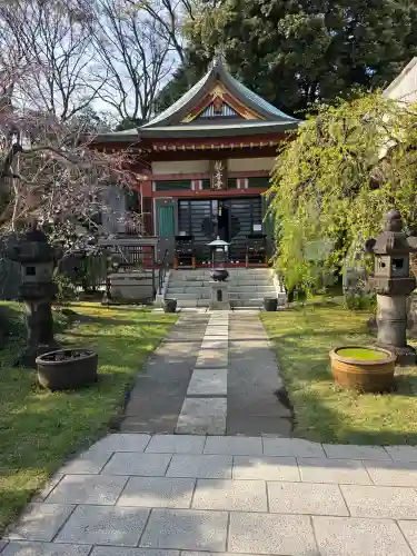 瀧泉寺（目黒不動尊）の{uncategorized: "未分類", other: "その他", undefined: "問題あり", building: "その他建物", grave: "お墓", sacred_gate: "鳥居", guardian: "狛犬", statue: "像", buddha: "仏像", history: "歴史", nature: "自然", garden: "庭園", animal: "動物", pagoda: "塔", temizu: "手水舎", mountain_gate: "山門・神門", sanctuary: "本殿・本堂", subordinate: "末社・摂社", art: "芸術", scenery: "景色", jizo: "地蔵", ema: "絵馬", goshuin: "御朱印", omikuji: "おみくじ", items: "授与品その他", amulet: "お守り", goshuincho: "御朱印帳", eats: "食事", festival: "お祭り", votive_dance: "神楽", shichigosan: "七五三参", wedding: "結婚式", experience: "体験その他", initially: "初詣", around: "周辺", anti_infection: "感染症対策"}