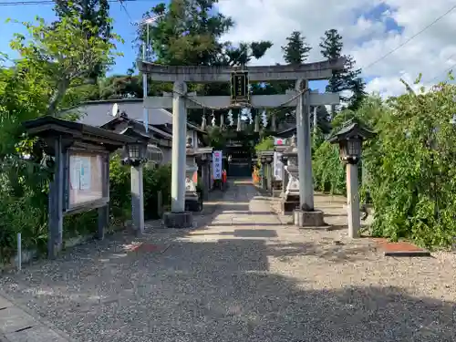 鶴峯八幡宮の鳥居