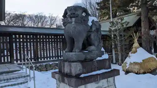 札幌護國神社の狛犬