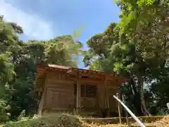 神明神社の本殿