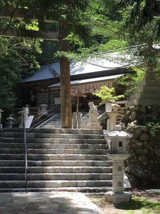 川上山若宮八幡宮の本殿・本堂