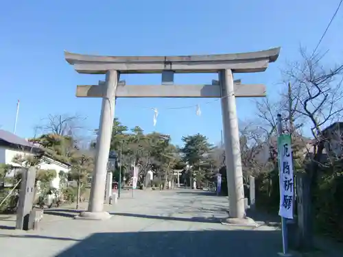 片瀬諏訪神社の鳥居