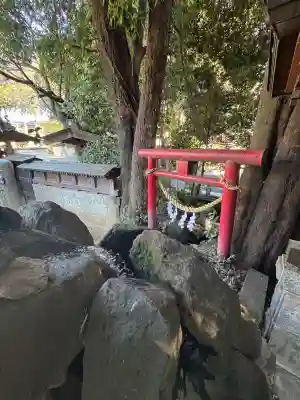 白蛇辨財天の{uncategorized: "未分類", other: "その他", undefined: "問題あり", building: "その他建物", grave: "お墓", sacred_gate: "鳥居", guardian: "狛犬", statue: "像", buddha: "仏像", history: "歴史", nature: "自然", garden: "庭園", animal: "動物", pagoda: "塔", temizu: "手水舎", mountain_gate: "山門・神門", sanctuary: "本殿・本堂", subordinate: "末社・摂社", art: "芸術", scenery: "景色", jizo: "地蔵", ema: "絵馬", goshuin: "御朱印", omikuji: "おみくじ", items: "授与品その他", amulet: "お守り", goshuincho: "御朱印帳", eats: "食事", festival: "お祭り", votive_dance: "神楽", shichigosan: "七五三参", wedding: "結婚式", experience: "体験その他", initially: "初詣", around: "周辺", anti_infection: "感染症対策"}