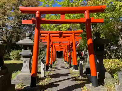 与次郎稲荷神社(秋田県)